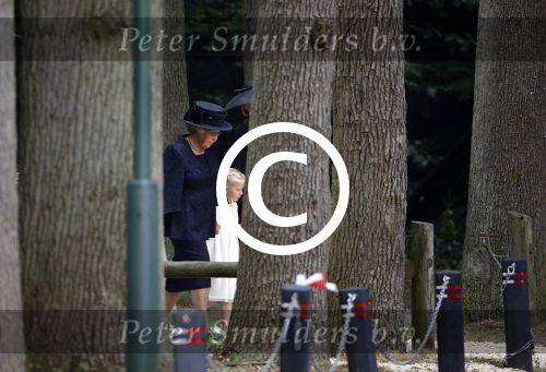 Lage Vuursche 16 augustus 2013
Begrafenis Prins Friso bij de stulpkerk in Lage Vuursche. De hele koninklijke familie was Aanwezig. Prinses Mabelmet dochters en Prinses Beatrix
Peter Smulders bv