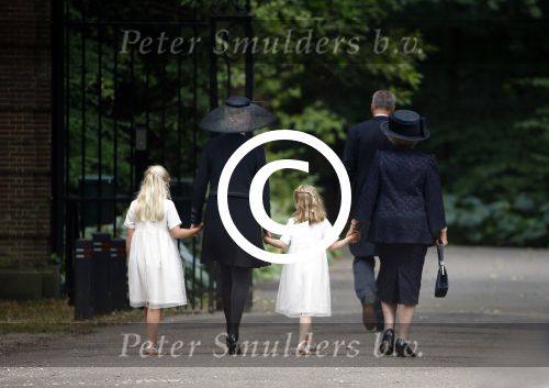 Lage Vuursche 16 augustus 2013
Begrafenis Prins Friso bij de stulpkerk in Lage Vuursche. De hele koninklijke familie was Aanwezig. Prinses Mabelmet dochters en Prinses Beatrix
Peter Smulders bv