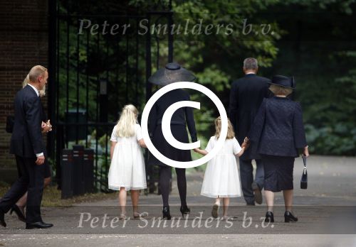 Lage Vuursche 16 augustus 2013
Begrafenis Prins Friso bij de stulpkerk in Lage Vuursche. De hele koninklijke familie was Aanwezig. Prinses Mabelmet dochters en Prinses Beatrix
Peter Smulders bv