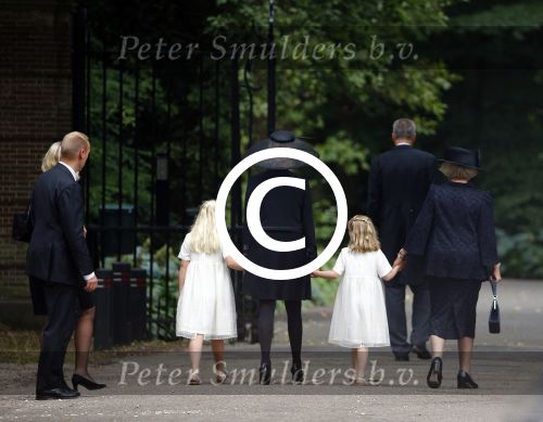 Lage Vuursche 16 augustus 2013
Begrafenis Prins Friso bij de stulpkerk in Lage Vuursche. De hele koninklijke familie was Aanwezig. Prinses Mabelmet dochters en Prinses Beatrix
Peter Smulders bv