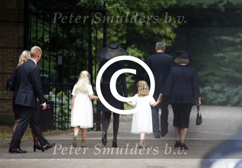 Lage Vuursche 16 augustus 2013
Begrafenis Prins Friso bij de stulpkerk in Lage Vuursche. De hele koninklijke familie was Aanwezig. Prinses Mabelmet dochters en Prinses Beatrix
Peter Smulders bv