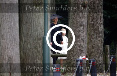 Lage Vuursche 16 augustus 2013
Begrafenis Prins Friso bij de stulpkerk in Lage Vuursche. De hele koninklijke familie was Aanwezig. Prinses Mabelmet dochters en Prinses Beatrix
Peter Smulders bv