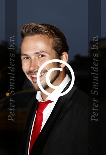 Scheveningen 9 september 2013
Premiere Smoorverliefd in het circustheater.
raynor Arkenbout