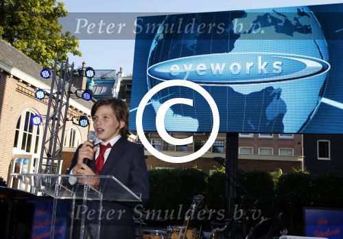 Amsterdam 5 september 2013
Opening nieuwe eyeworks pand met Reinout en Danielle Oerlemans (met kinderen) en burgemeester Eberhard v d Laan