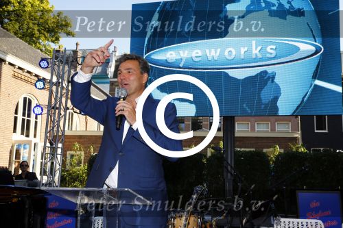 Amsterdam 5 september 2013
Opening nieuwe eyeworks pand met Reinout en Danielle Oerlemans (met kinderen) en burgemeester Eberhard v d Laan