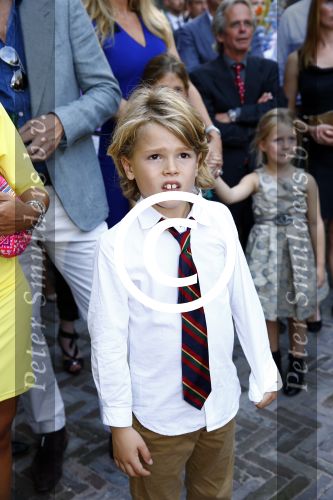 Amsterdam 5 september 2013
Opening nieuwe eyeworks pand met Reinout en Danielle Oerlemans (met kinderen) en burgemeester Eberhard v d Laan