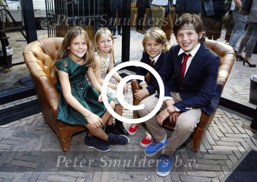 Amsterdam 5 september 2013
Opening nieuwe eyeworks pand met Reinout en Danielle Oerlemans (met kinderen) en burgemeester Eberhard v d Laan