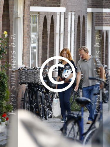 Amsterdam 18 augustus 2013
Rick Nieman met zijn dochter Camilla boodschappen aan het doen.
Peter Smulders bv