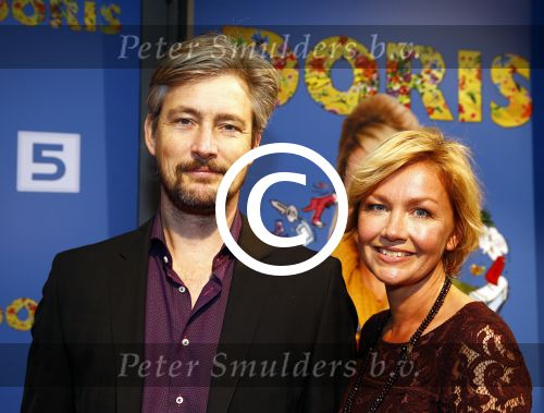 Amsterdam 2 september 2013
Premiere net 5 serie Doris in het nieuwe de la mar theater
Roos Ouwenhand met man