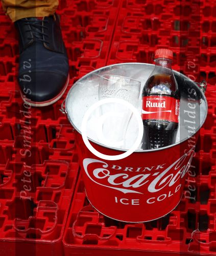 Amsterdam 14 augustus 2013
Ruud Feltkamp opent the concept store van Coca cola op de kalverstraat. Ben Saunders is ook aanwezig.
Peter Smulders bv