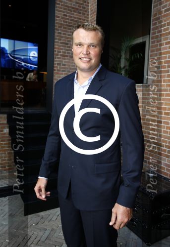 Amsterdam 5 september 2013
Opening nieuwe eyeworks pand met Reinout en Danielle Oerlemans (met kinderen) en burgemeester Eberhard v d Laan. Sem Schilt