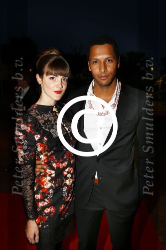 Scheveningen 9 september 2013
Premiere Smoorverliefd in het circustheater.
Tarikh Janssen met ...