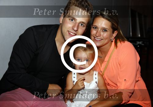 Ede 18 juni 2013
Nederland muziekland opnames in Ede. Wesley Klein met vrouw en dochter
Peter Smulders bv