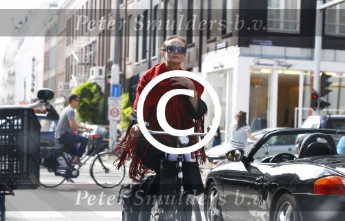 Amsterdam 2 september 2014
Ans Markus op de fiets in amsterdam