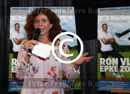 Ridderkerk, 14 Augustus 2014
Uitreiking magazine Helden door Frits Barend  en Barbara Barend.