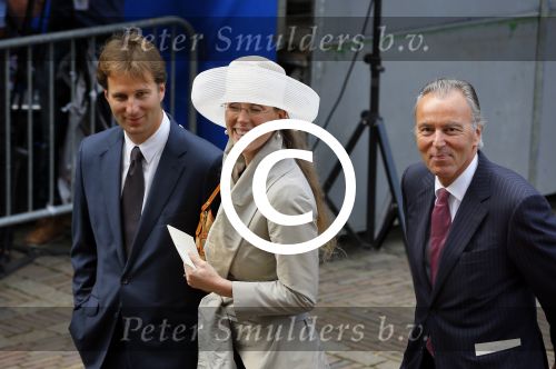 Den Haag 16 september 2014
Prinsjesdag met oa Koning Willem Alexander Koningin Maxima prinses Laurentien en prins Constantijn. Gouden Koets op het binnenhof. Elco Brinkman met zoon