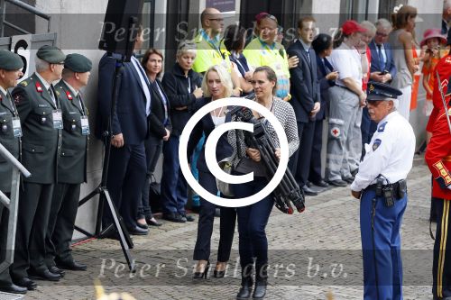 Den Haag 16 september 2014
Prinsjesdag met oa Koning Willem Alexander Koningin Maxima prinses Laurentien en prins Constantijn. Gouden Koets op het binnenhof. Eva Jinek