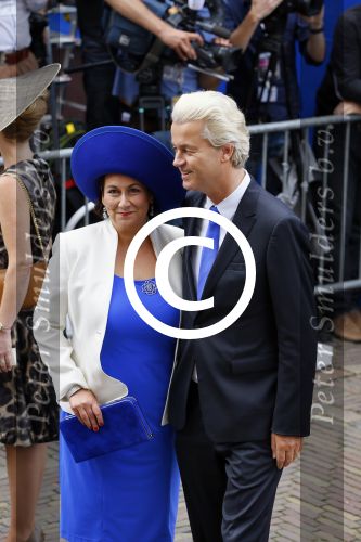 Den Haag 16 september 2014
Prinsjesdag met oa Koning Willem Alexander Koningin Maxima prinses Laurentien en prins Constantijn. Gouden Koets op het binnenhof. Geert Wilders met vrouw