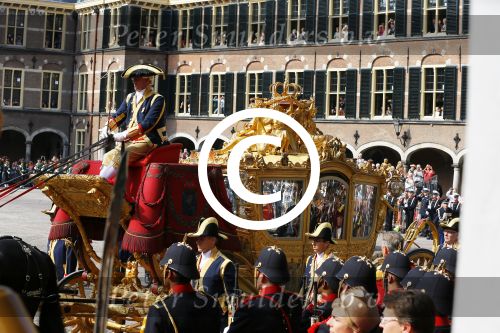 Den Haag 16 september 2014
Prinsjesdag met oa Koning Willem Alexander Koningin Maxima prinses Laurentien en prins Constantijn. Gouden Koets op het binnenhof.