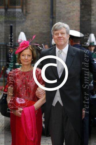 Den Haag 16 september 2014
Prinsjesdag met oa Koning Willem Alexander Koningin Maxima prinses Laurentien en prins Constantijn. Gouden Koets op het binnenhof. ivo Opstelten met vrouw