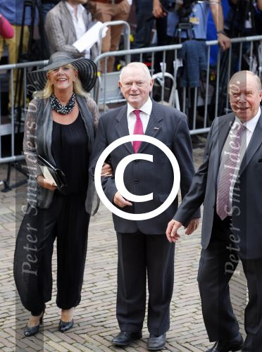 Den Haag 16 september 2014
Prinsjesdag met oa Koning Willem Alexander Koningin Maxima prinses Laurentien en prins Constantijn. Gouden Koets op het binnenhof. Jan Nagel met vrouw