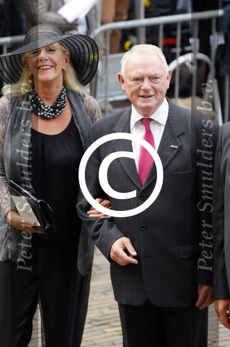 Den Haag 16 september 2014
Prinsjesdag met oa Koning Willem Alexander Koningin Maxima prinses Laurentien en prins Constantijn. Gouden Koets op het binnenhof. Jan Nagel met vrouw