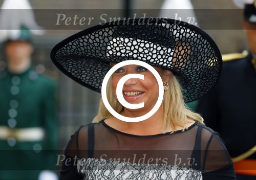 Den Haag 16 september 2014
Prinsjesdag met oa Koning Willem Alexander Koningin Maxima prinses Laurentien en prins Constantijn. Gouden Koets op het binnenhof. Jeanine Hennis-Plasschaert  met man