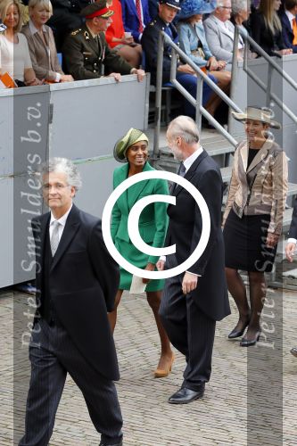 Den Haag 16 september 2014
Prinsjesdag met oa Koning Willem Alexander Koningin Maxima prinses Laurentien en prins Constantijn. Gouden Koets op het binnenhof. Laetitia Griffith