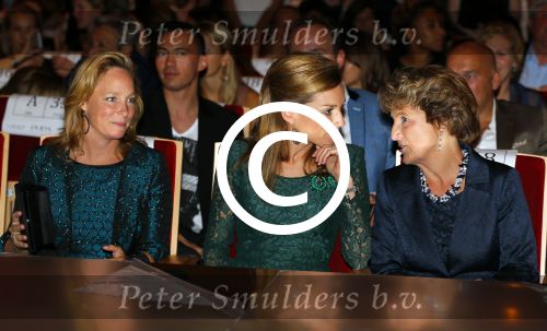 Amsterdam 15 september 2014
Modeshow Addy v d Krommenacker in het ij theater
Aanwezig oa Prinses Margriet Prinses Aimee en Prinses Margarita