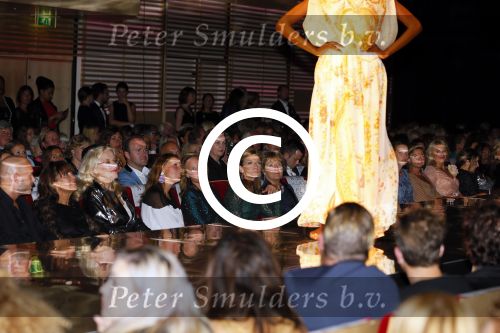 Amsterdam 15 september 2014
Modeshow Addy v d Krommenacker in het ij theater
Aanwezig oa Prinses Margriet Prinses Aimee en Prinses Margarita
