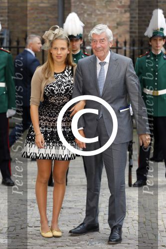 Den Haag 16 september 2014
Prinsjesdag met oa Koning Willem Alexander Koningin Maxima prinses Laurentien en prins Constantijn. Gouden Koets op het binnenhof. Ruud Lubbers met kleindochter