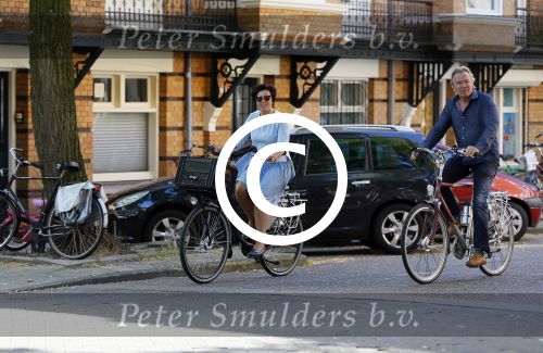 Amsterdam 12 september 2014
Tom Egbers en Janke Dekker op de fiets