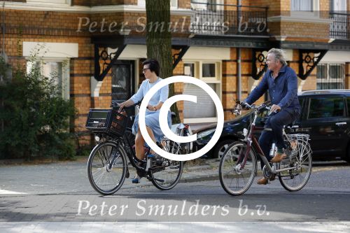 Amsterdam 12 september 2014
Tom Egbers en Janke Dekker op de fiets