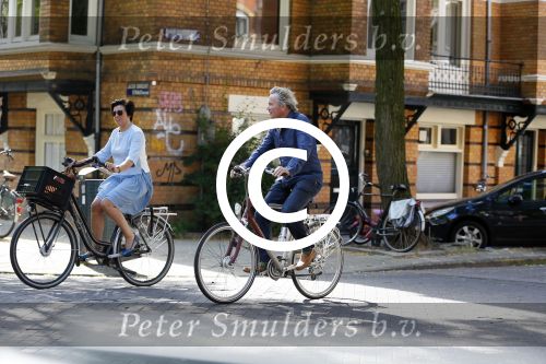 Amsterdam 12 september 2014
Tom Egbers en Janke Dekker op de fiets