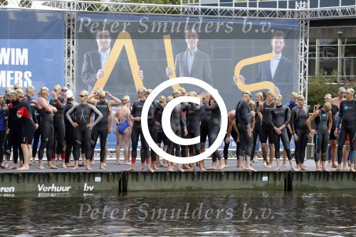 Amsterdam 6 september 2015
ALS Amsterdam City Swim in de grachten van Amsterdam met veel bekende nederlanders.