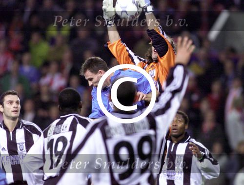 EINDHOVEN 6 DECEMBER 2001

PSV-PAOK SALONIKI 4-1

ANDRE OOIJER

PETER SMULDERS BV