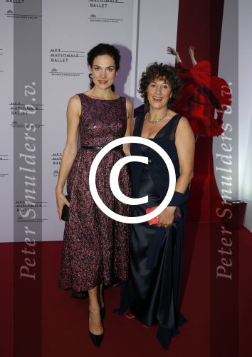 Amsterdam 8 september 2015
Vorstelling nationaal balet in de stopera. Anna Drijver met moeder