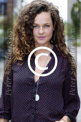 Amsterdam 19 augustus 2015 
Presentatie Expeditie Robinson deelnemers bij de westergasfabriek.. Sharon Doorson, Tim Douwsma, Marian Mudder, Teske de Schepper, Oscar Aerts, Sander Janson, Amara Onwuka, Elle Bandita, Kim Lammers, Kees van der Spek, Wietze de Jager, Klaas van der Eerden, Danny Ghosen, Sandra van Nieuwland, Anna Speller en Jaap Jongbloed met presentatoren Nicolette Kluijver en Dennis Weening
