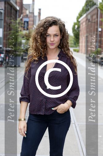 Amsterdam 19 augustus 2015 
Presentatie Expeditie Robinson deelnemers bij de westergasfabriek.. Sharon Doorson, Tim Douwsma, Marian Mudder, Teske de Schepper, Oscar Aerts, Sander Janson, Amara Onwuka, Elle Bandita, Kim Lammers, Kees van der Spek, Wietze de Jager, Klaas van der Eerden, Danny Ghosen, Sandra van Nieuwland, Anna Speller en Jaap Jongbloed met presentatoren Nicolette Kluijver en Dennis Weening