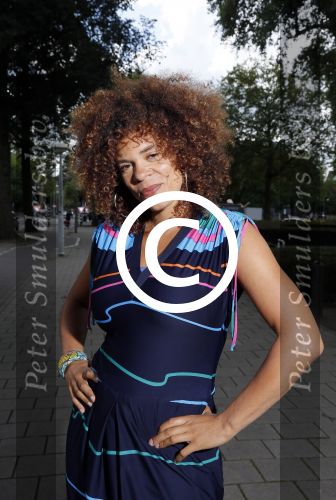 Amsterdam 1 september 2015 
Presentatie cast lulverhalen van Howard Komproe.
Babs Gons