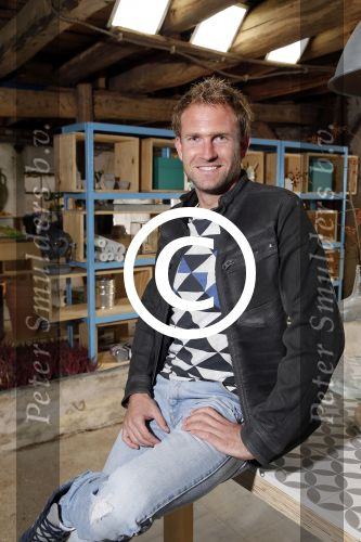 Zoelen 2 september 2015Het team van het RTL4-programma Eigen Huis & Tuin, bestaande uit Thomas Verhoef, Evelyn Struik, Froukje de Both, Tom Groot, Martine Both en Lodewijk Hoekstra.