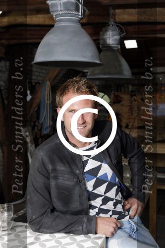 Zoelen 2 september 2015Het team van het RTL4-programma Eigen Huis & Tuin, bestaande uit Thomas Verhoef, Evelyn Struik, Froukje de Both, Tom Groot, Martine Both en Lodewijk Hoekstra.