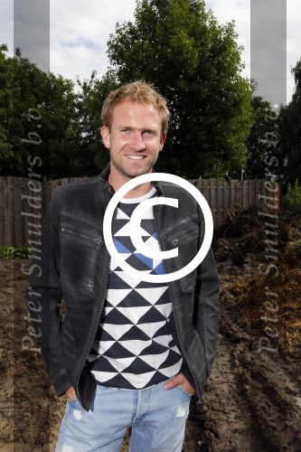 Zoelen 2 september 2015Het team van het RTL4-programma Eigen Huis & Tuin, bestaande uit Thomas Verhoef, Evelyn Struik, Froukje de Both, Tom Groot, Martine Both en Lodewijk Hoekstra.