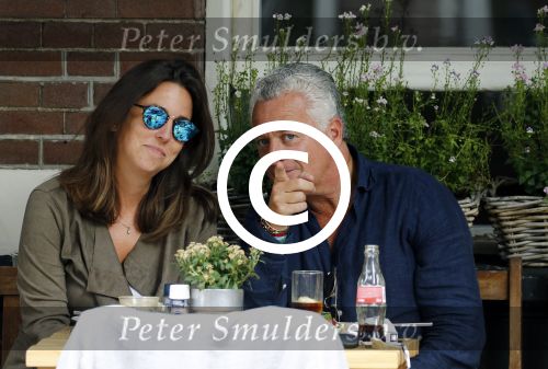 Amsterdam 21 augustus 2015
Bram Moszkowicz met vriendin Nynke Hogervorst
