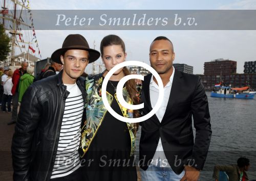 Amsterdam 19 augustus 2015 
Div bn ers eten bij restaurant op brug bij sail. Buddy Jarie Robin Martens en Everon Jackson Hooi
