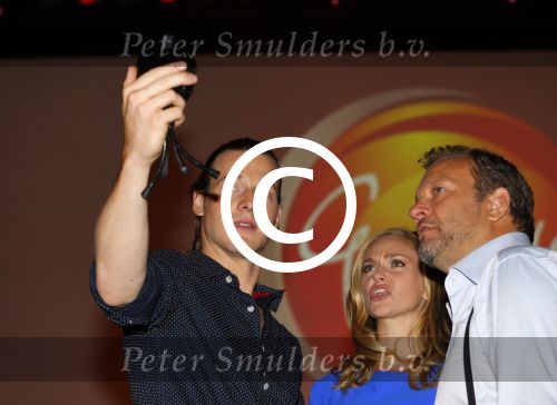 Amsterdam 29 augustus 2015
Fandag bij endemol van GTST Goede tijden slechte tijden.
All You Need Is GTST Live Show met de castleden uit de RTL televisie soapserie GTST. Joep Sertons, Robin Martens, Buddy Vedder  Ruud Feltkamp Marjolein Keuning, Gaby Blaaser, Dilan Yurdacul, Bartho Braat, Babette van Veen, Jette van der Meij, Pip Pellens, Erik de Vogel, Caroline de Bruijn, Barbara Sloesen, Inge Schrama, Miro Kloosterman en Marly van der Velden Everon Jackson Hooi, Beau Schneider en Guido Spek zijn aanwezig.Carlo Boszhard