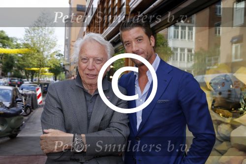 Amsterdam 3 september 2015
Opening verbouwde pc hooftstraat. Cees Dam met Vincent ( voormalig Oger)
