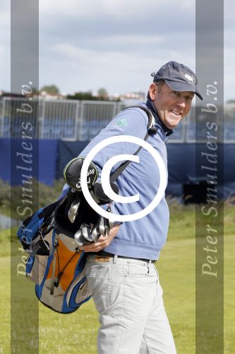 Zandvoort 5 september 2015
 
Op zaterdag 5 september zal traditiegetrouw de Charity Challenge van het KLM Open plaatsvinden op de Kennemer G&CC. Bekende Nederlanders spelen met genodigden van partners en sponsoren van het KLM Open voor het goede doel, UNICEF. Onder de deelnemende BNâ€™ers bevinden zich Jeroen Rietbergen, Bryan Roy, Daan Slooter, , Winston Gerschtanowitz Ties Kruize, Willem van Hanegem, Elsemieke Havenga, Ferry Maat, Jan Lammers, Toine van Peperstraten,Peter Paul Muller,  Ed de Goey, Floris Jan Bovelander en Willy van de Kerkhof en Nicolien Sauerbrei