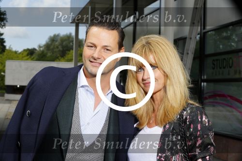 Hilversum 25 augustus 2015
Perspresentatie RTL in studio 21. Daphne Deckers met Fred v Leer