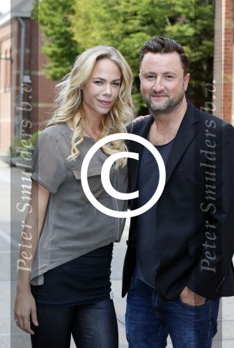 Amsterdam 19 augustus 2015 
Presentatie Expeditie Robinson deelnemers bij de westergasfabriek.. Sharon Doorson, Tim Douwsma, Marian Mudder, Teske de Schepper, Oscar Aerts, Sander Janson, Amara Onwuka, Elle Bandita, Kim Lammers, Kees van der Spek, Wietze de Jager, Klaas van der Eerden, Danny Ghosen, Sandra van Nieuwland, Anna Speller en Jaap Jongbloed met presentatoren Nicolette Kluijver en Dennis Weening